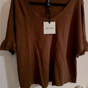 NWT Agnes and Dora brown shirt